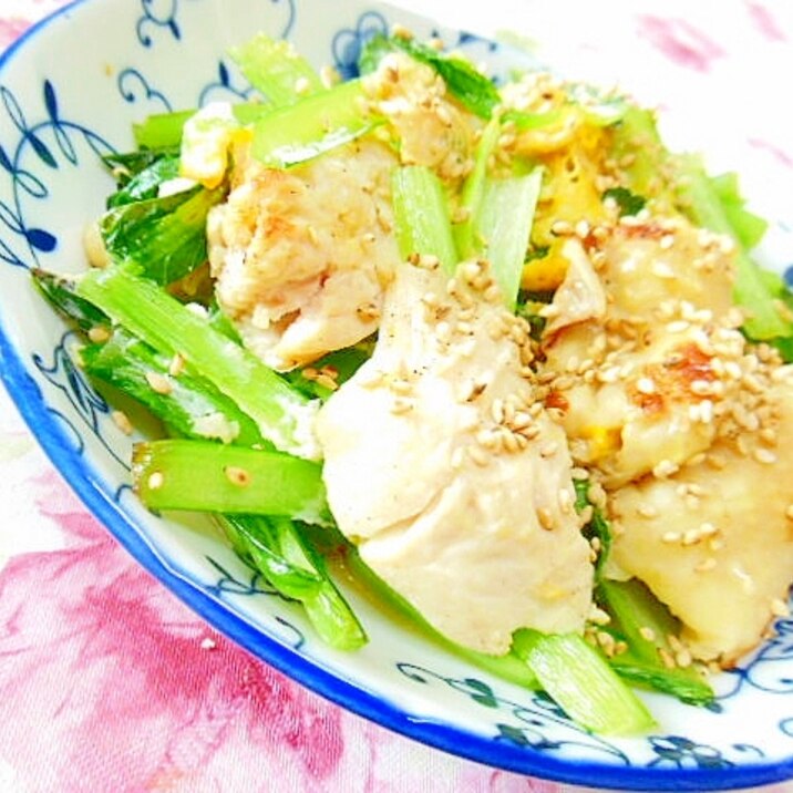 にんにくマーガリンｄｅ❤小松菜と蒸鶏の卵とじ❤
